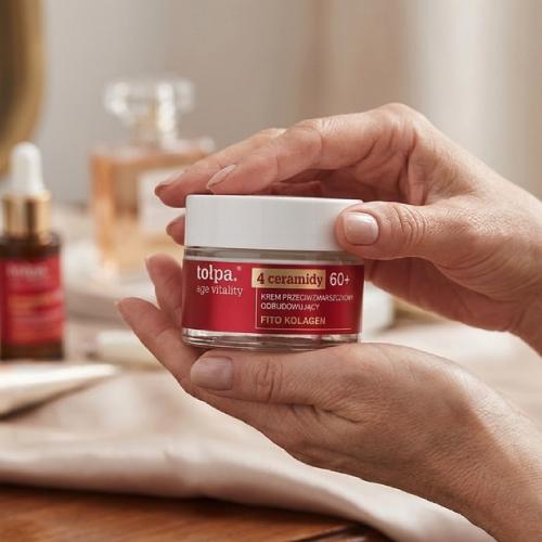 TOŁPA AGE VITALITY KREM DO TWARZY PRZECIWZMARSZCZKOWY ODBUDOWUJĄCY 60+ 50ML