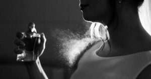 Czy perfumy mają datę ważności? Sprawdź, jak dbać o trwałość zapachu