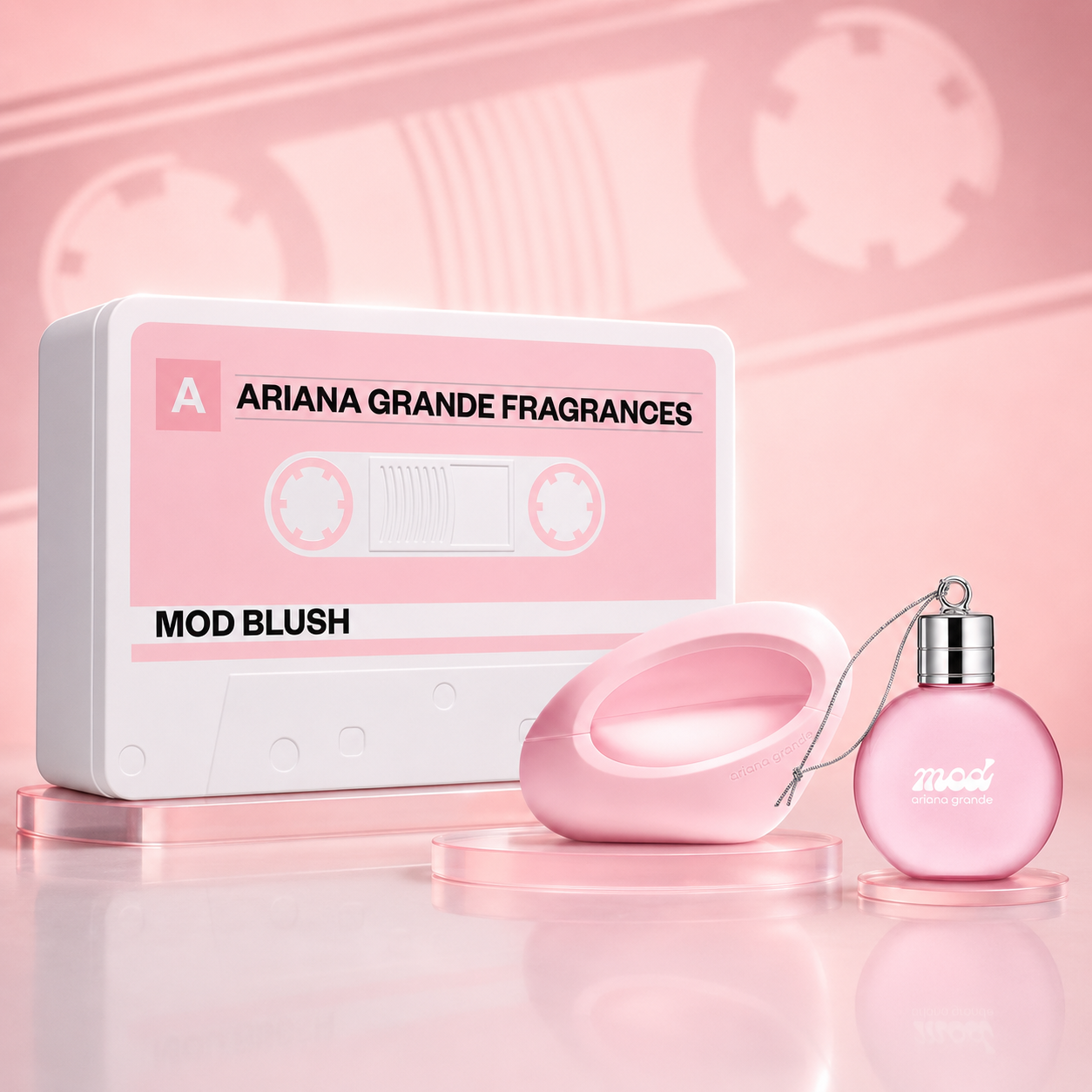 Ariana Grande MOD Blush zestaw prezentowy - woda perfumowana 30 ml + żel pod prysznic 75 ml